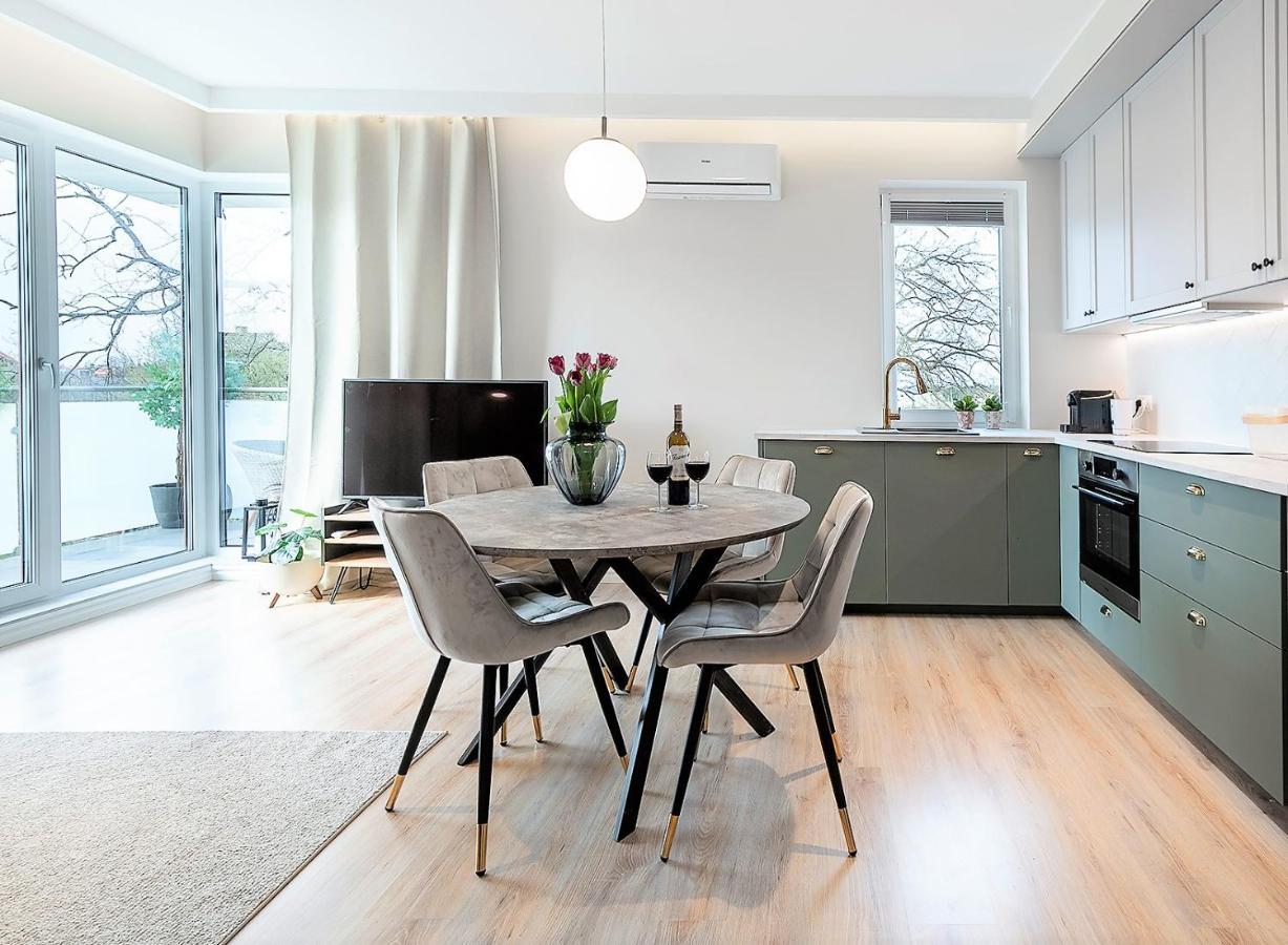 River View - Widok Na Wode, Parking W Hali, Winda, 3Pok I 5 Lozek, Klima, Netflix I Max, Centrum Ilawa Ngoại thất bức ảnh