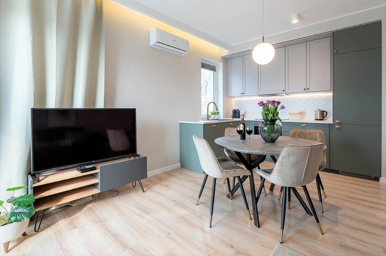 River View - Widok Na Wode, Parking W Hali, Winda, 3Pok I 5 Lozek, Klima, Netflix I Max, Centrum Ilawa Ngoại thất bức ảnh